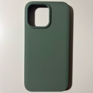 RHINOSHIELD iPhone 15 Pro Max SolidSuit Case - Sage Green